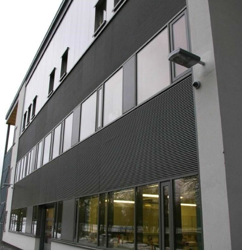 Commercial building with curtain walling